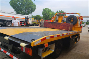 汕尾附近拖车电话号码服务