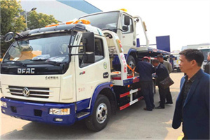 汕尾汽车道路救援拖车价格